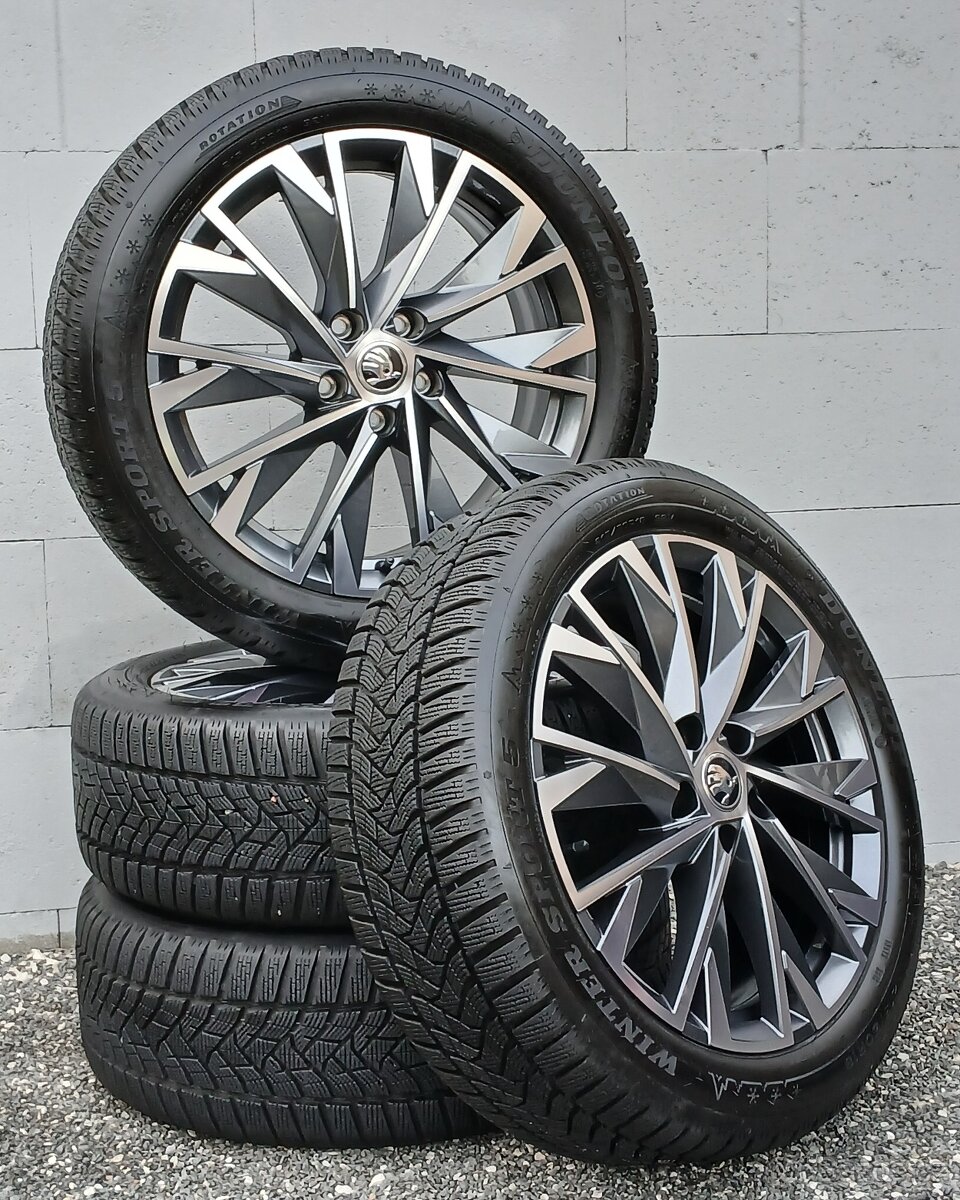 Zánovní zimní orig alu Škoda Karoq 215/50/18 vzorek 9mm