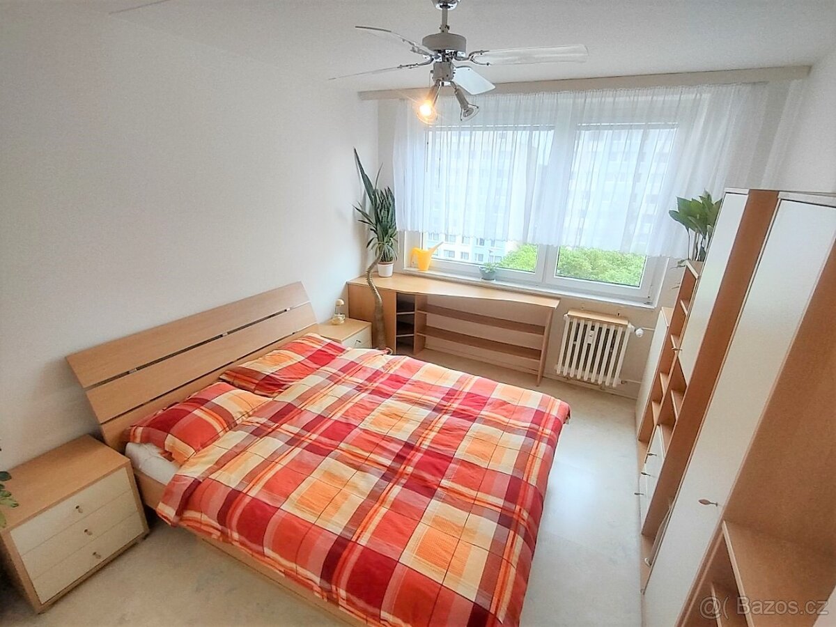 Prodej bytu 3+1, 75m² s zasklenou lodžií 7m², Praha-Chodov