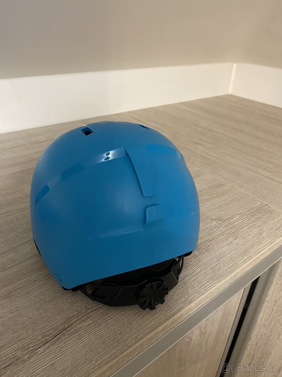 Dětská helmička.