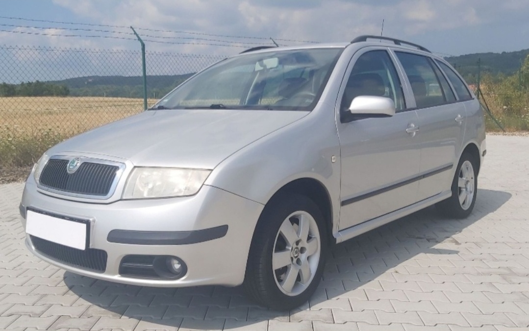 Pronájem vozu, vůz Škoda Fabia combi autopůjčovna rent