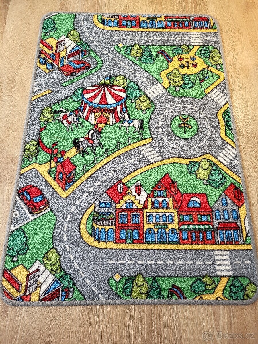 Malý dětský koberec silnice 120x80 cm