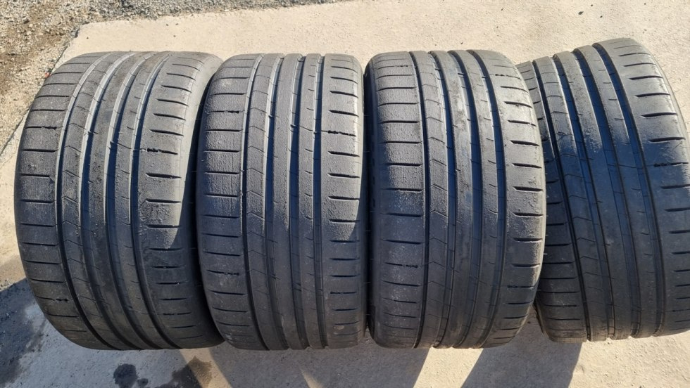 Letní pneu 305/30/21 Michelin