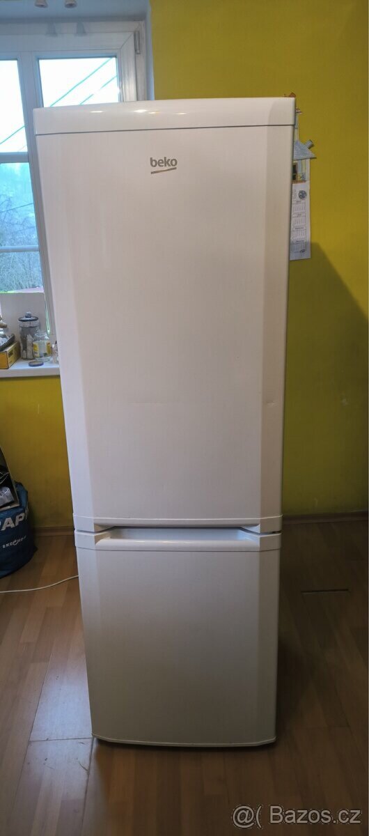 Prodán lednicku beko