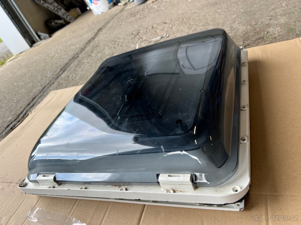 Střešní ventilátor Fiamma Turbo Vent Polar 12V
