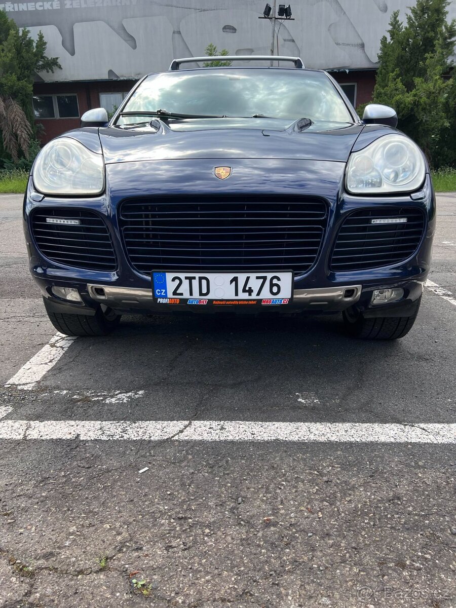Porsche cayenne 4.5 V8 Lpg