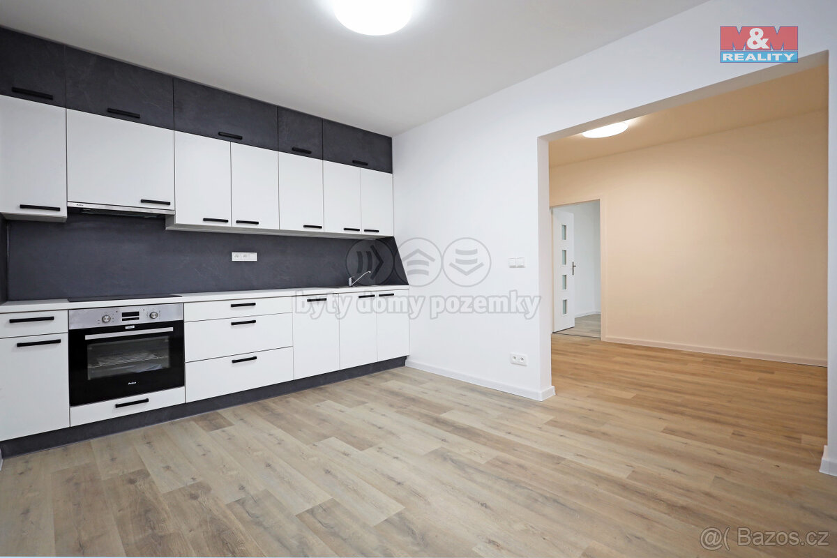 Pronájem bytu 3+kk, 67 m², Karlovy Vary, ul. Česká