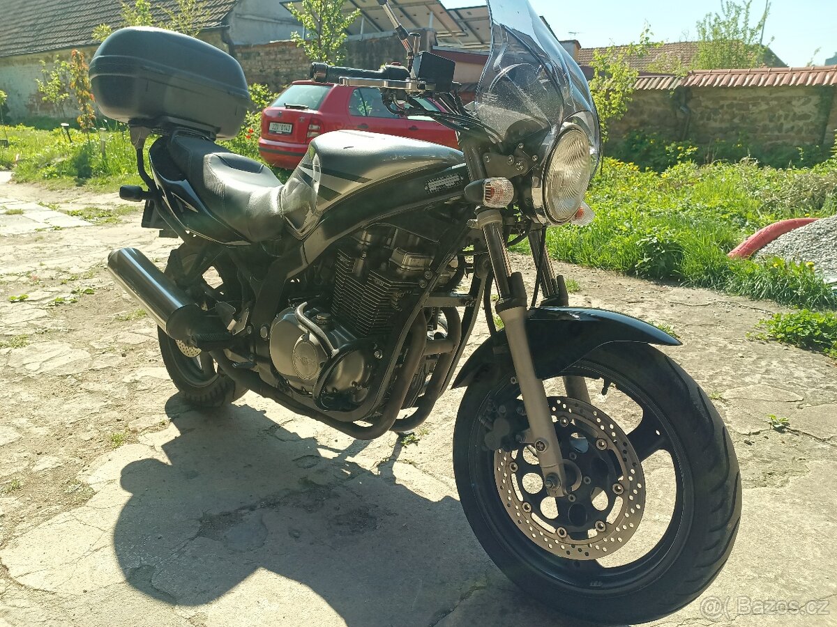 Suzuki GS500