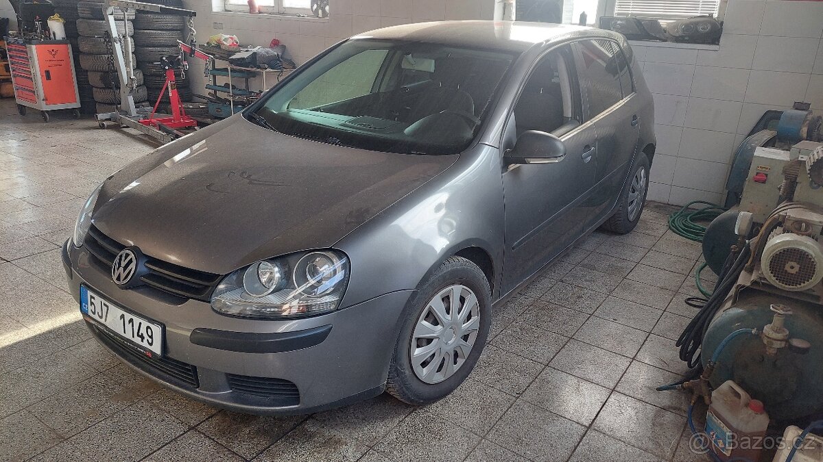 VW Golf 5 1.4 FSi BKG