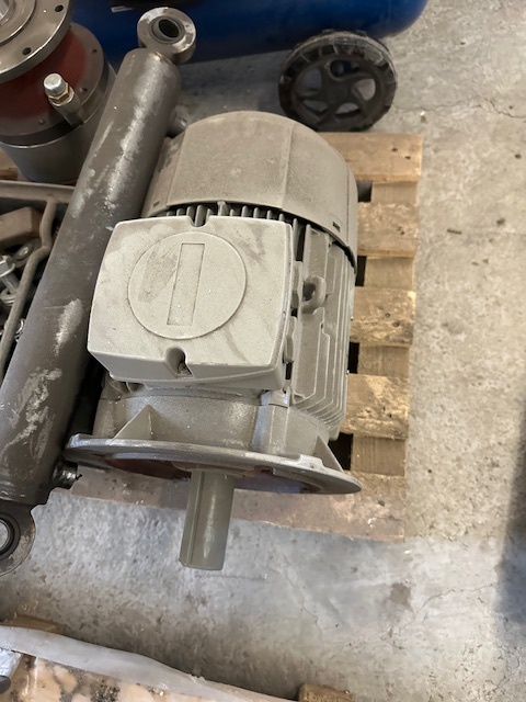 komplet motor s převodovkou