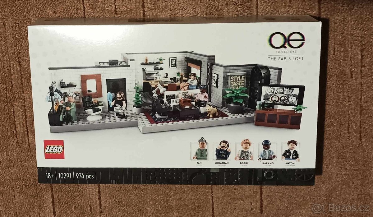 LEGO 10291 Queer tým, Byt "Úžo pětky"