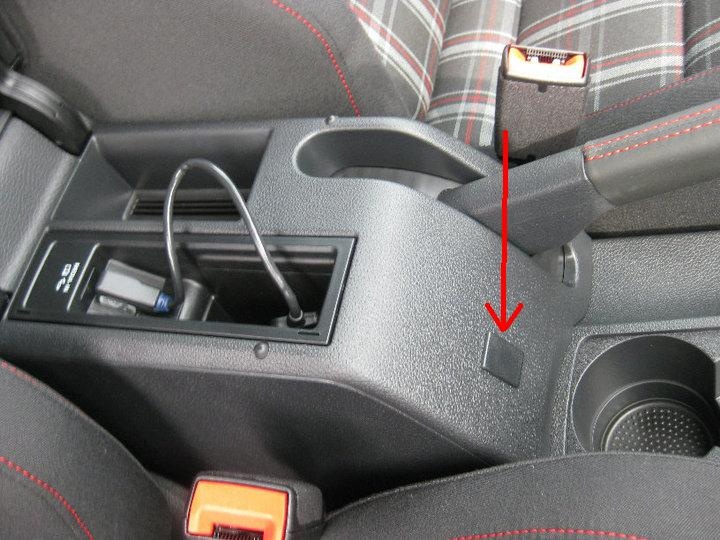 AUX IN VW GOLF 6