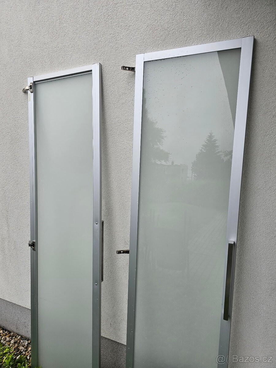 Dveře IKEA PAX - prosklené