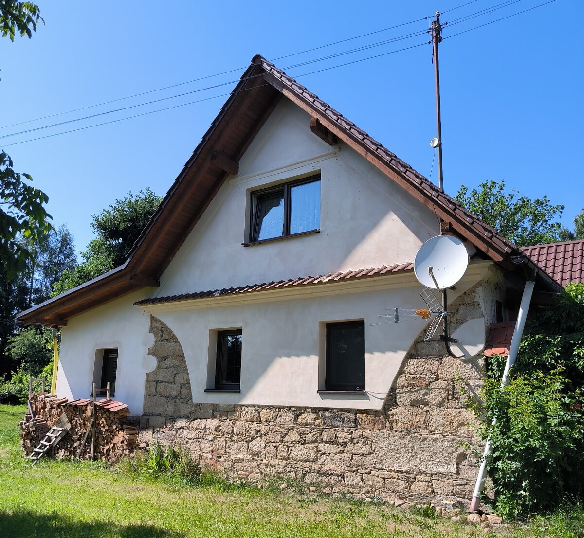 Jedinečná rodinná usedlost s krásným pozemkem 5.595m