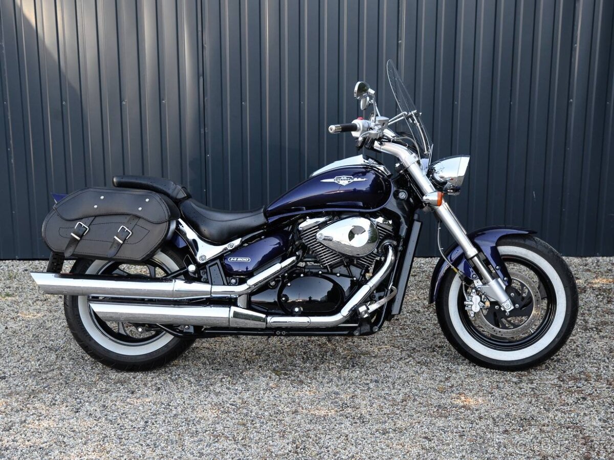 SUZUKI INTRUDER M800 PŮVOD ČR