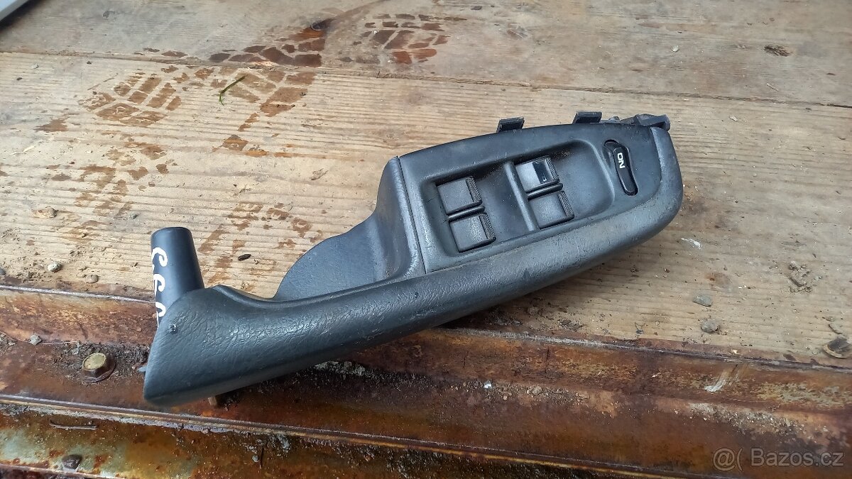 Honda Civic 6G panel oken