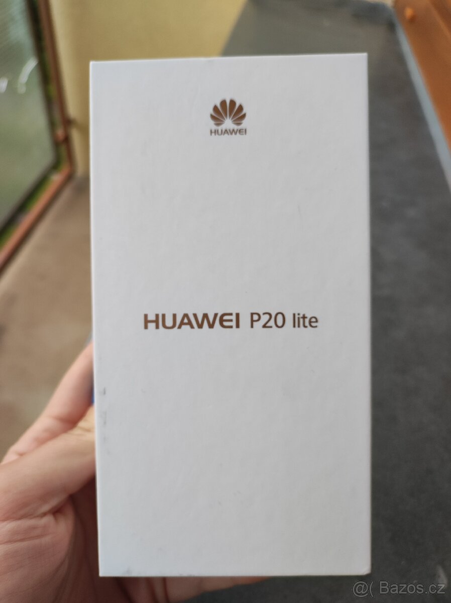 Mobilní telefon