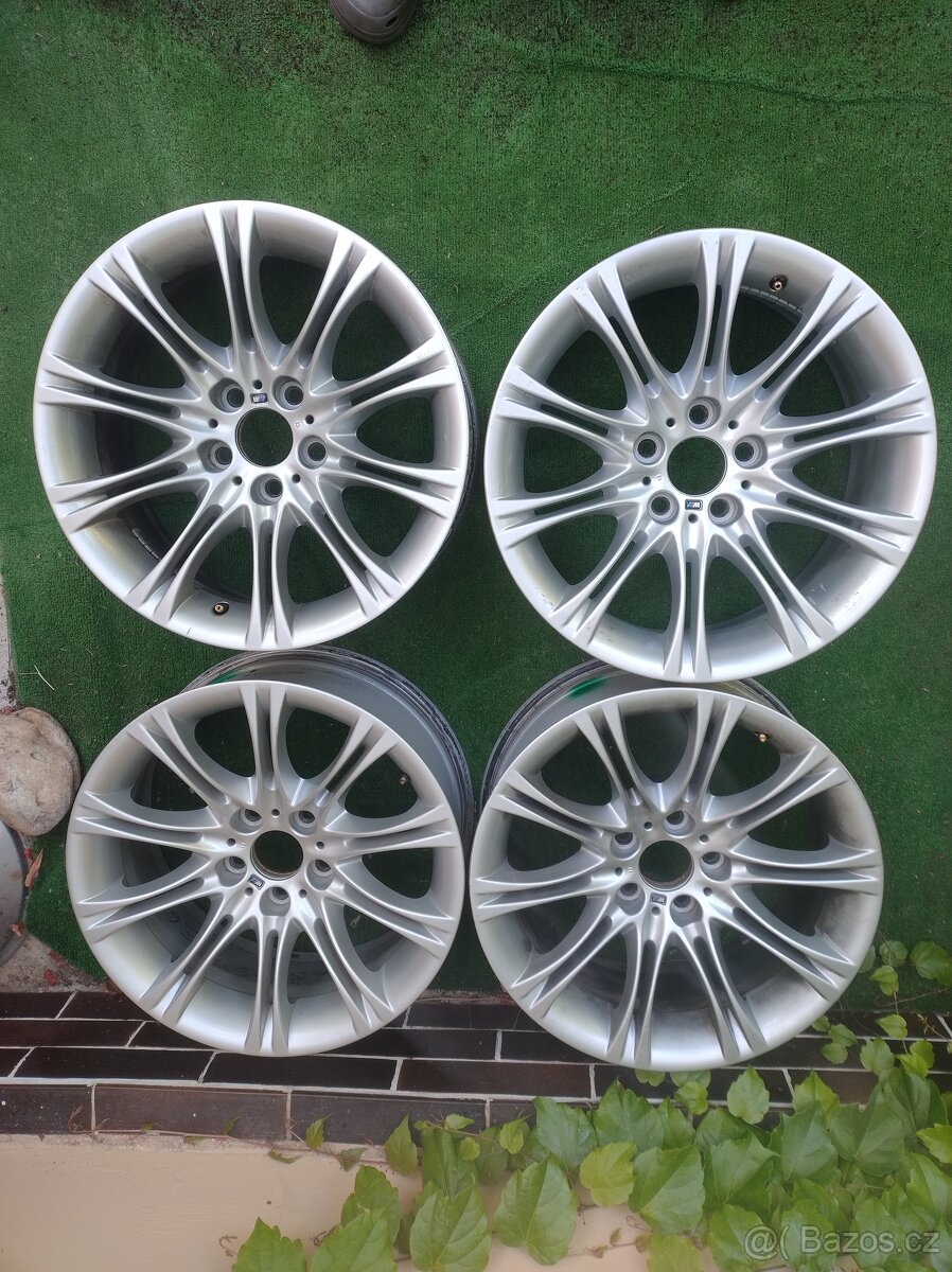 Originál disky BMW E60 styling 135 M sport 245/40 R18