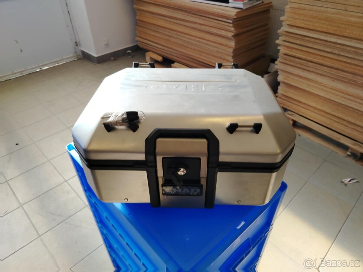horní hliníkový kufr SHAD TERRA TR37