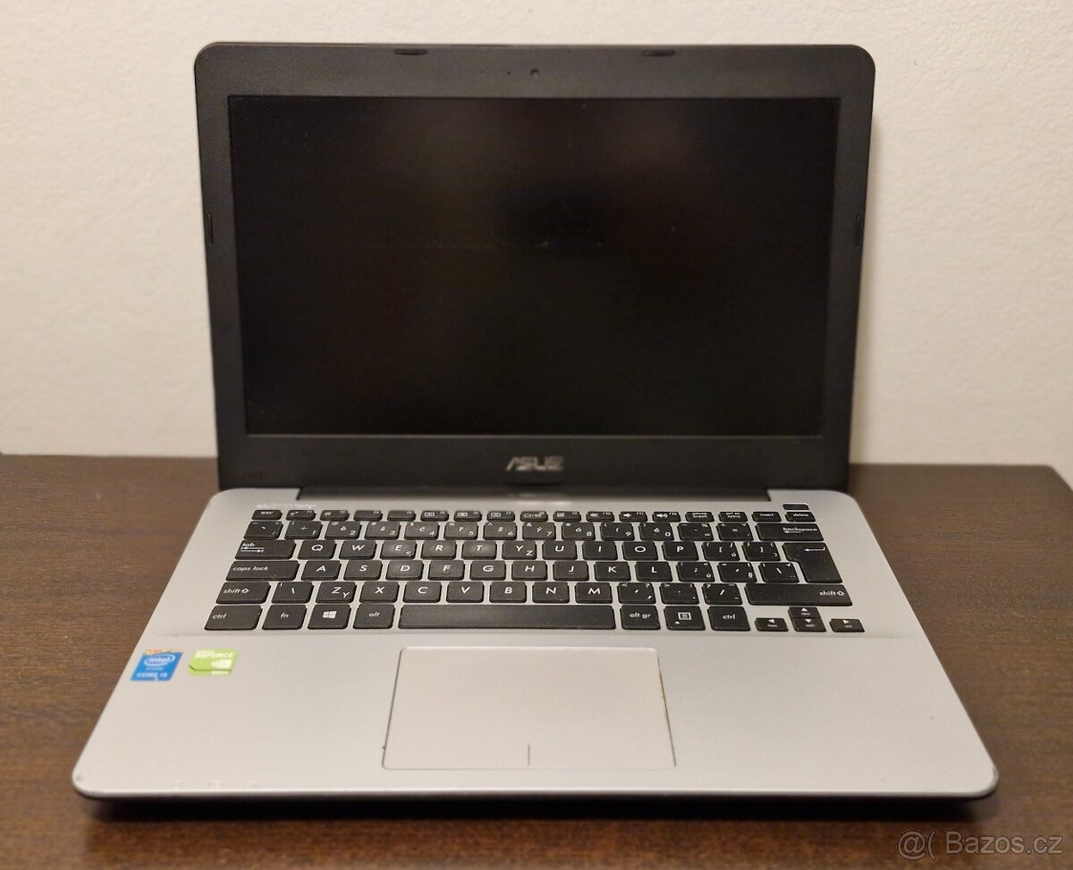 Notebook ASUS , i5 , 8GBRAM , SSD , NVIDIA 4GB