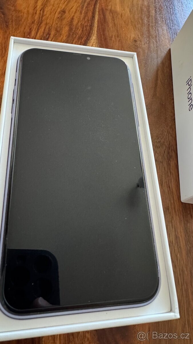 Apple iPhone 11 128GB, fialovy, TOP stav, nová baterie