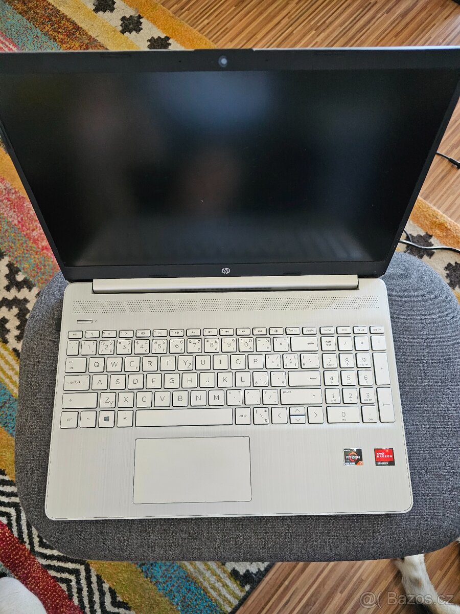 Kvalitní notebook HP