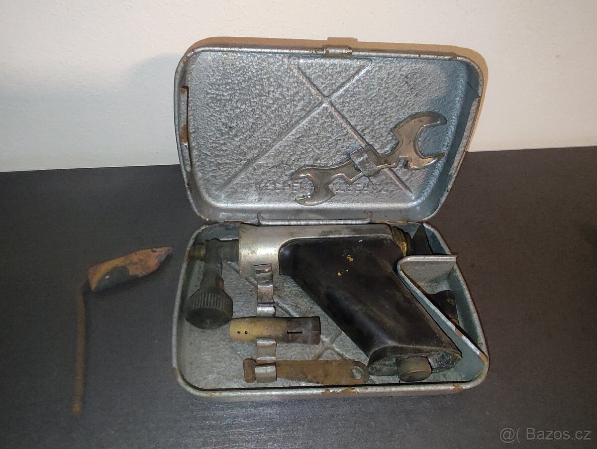 Kapesní benzínová pájka BAT 100-1