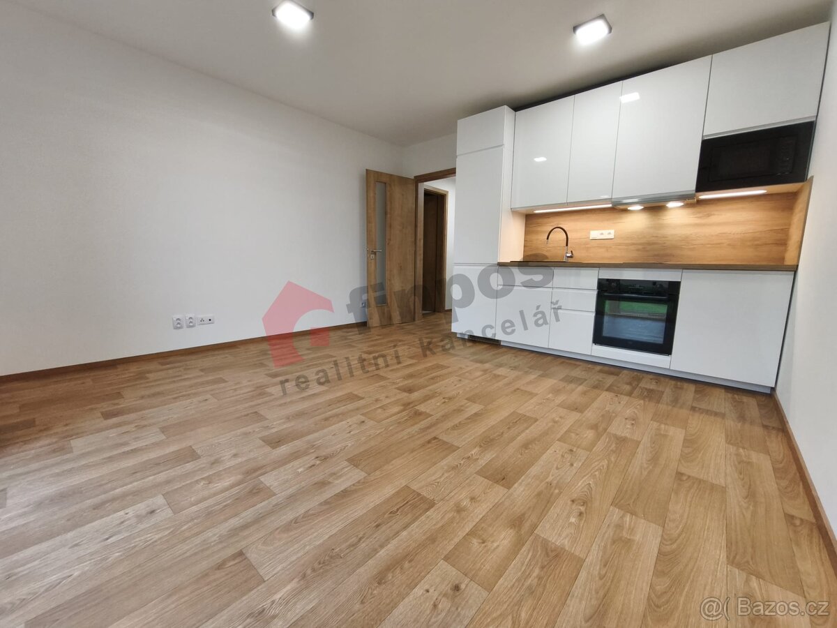 Pronájem bytu 1+kk 29 m2 ve Ždánicích, okr. Hodonín