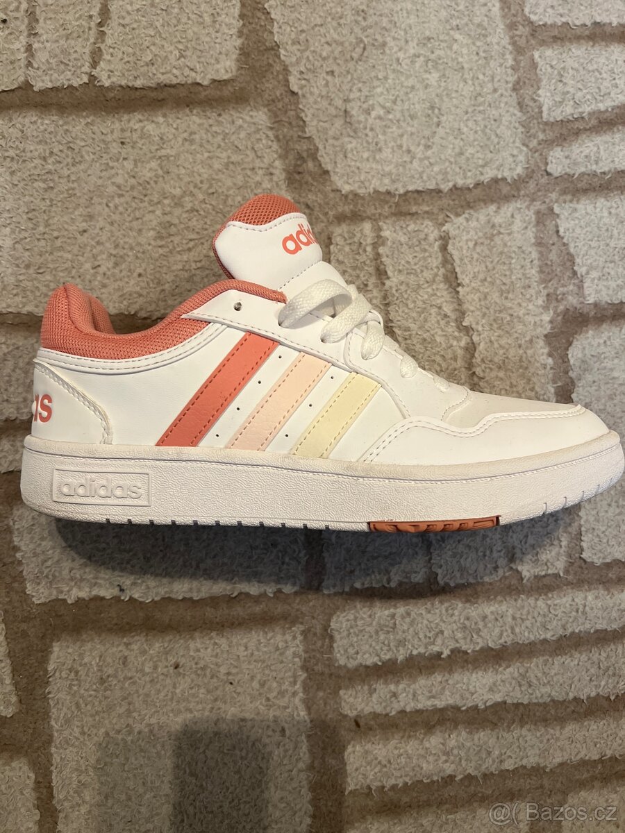 Adidas tenisky
