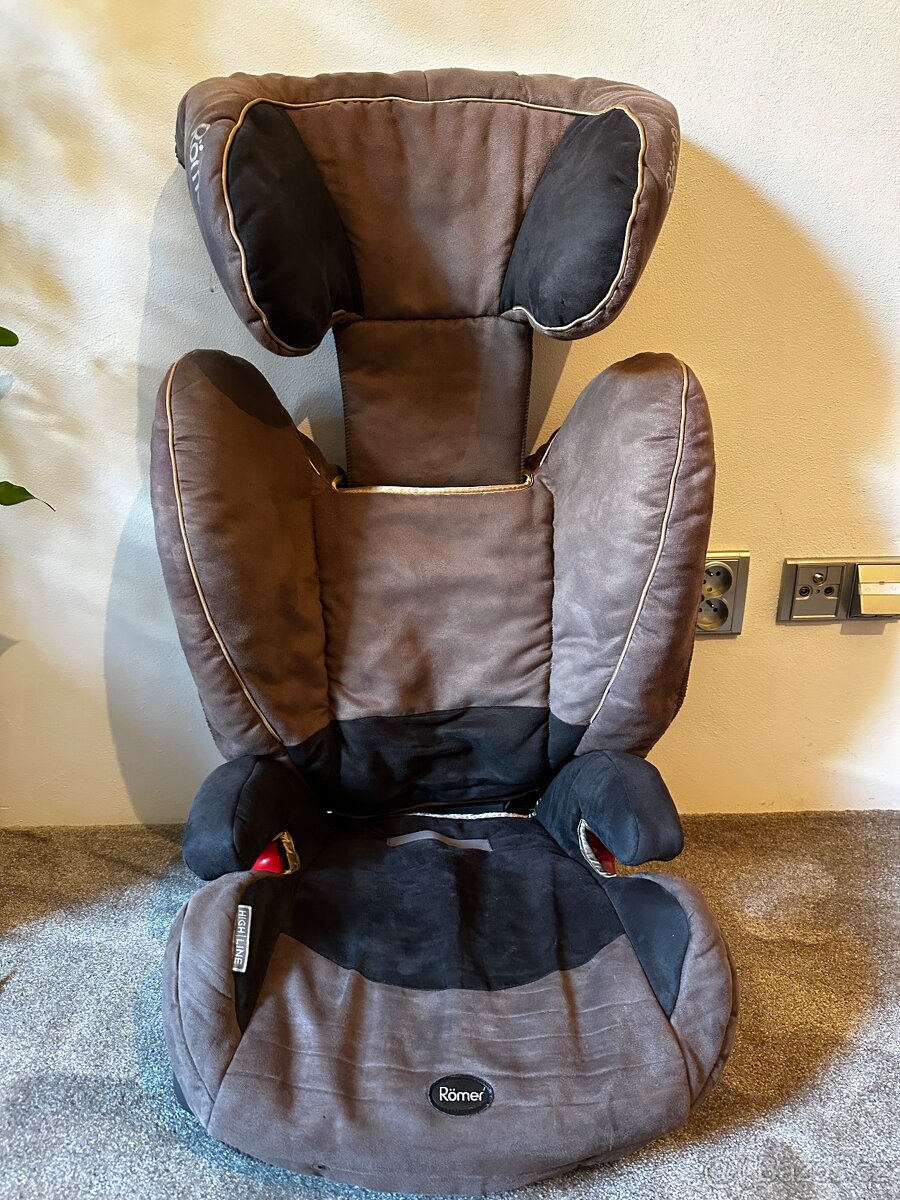 Autosedačka Roemer