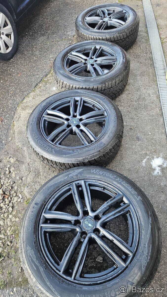 Sada Alu kol rozteč 5x112 s zimní 255/55/19