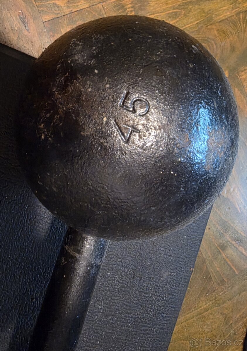 Sběratelská raritní 45kg stará činka, jednokusový original.