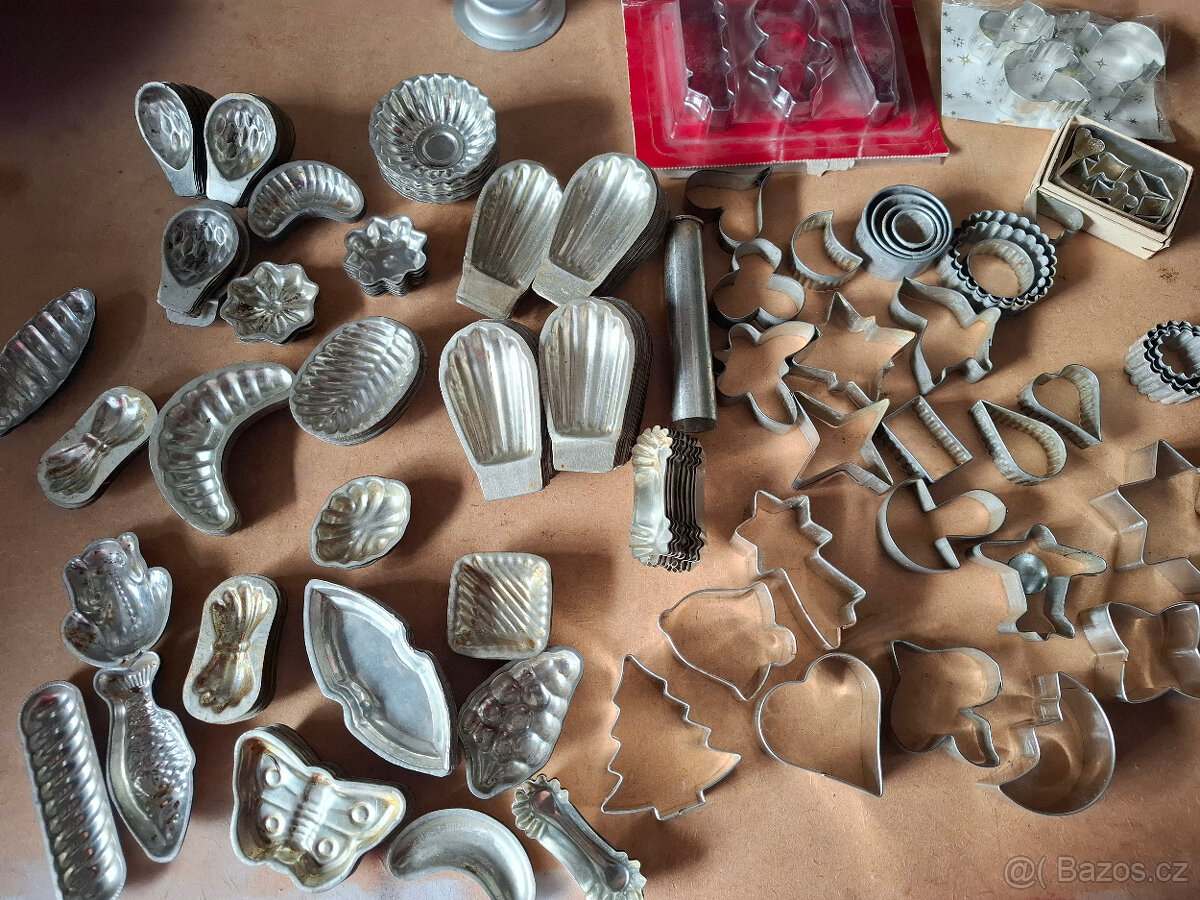 Prodám staré formičky na cukroví