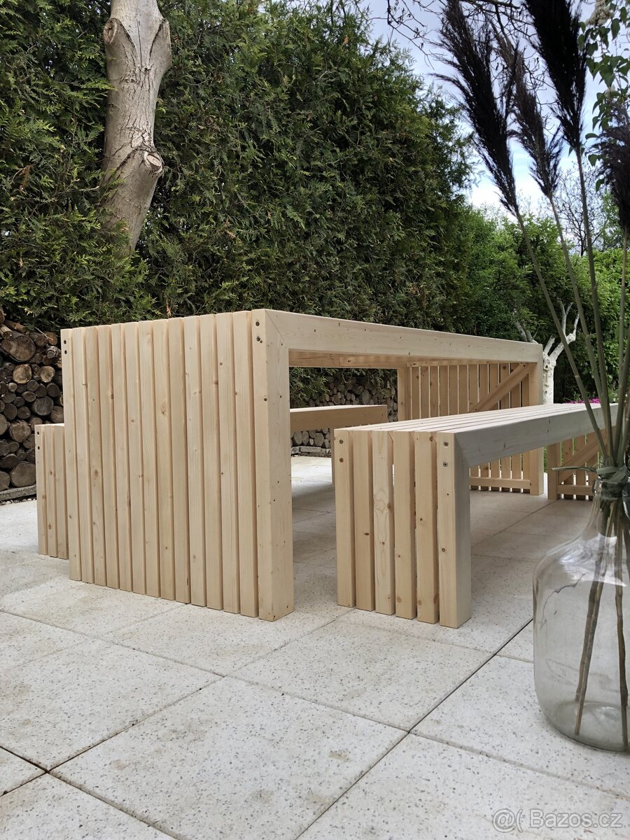 Zahradní nábytek