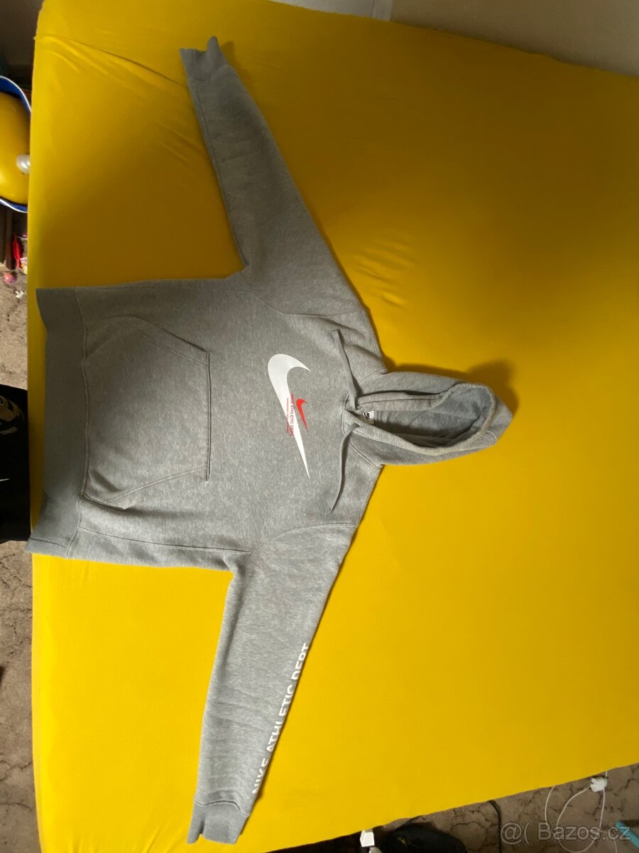 Mikina Nike