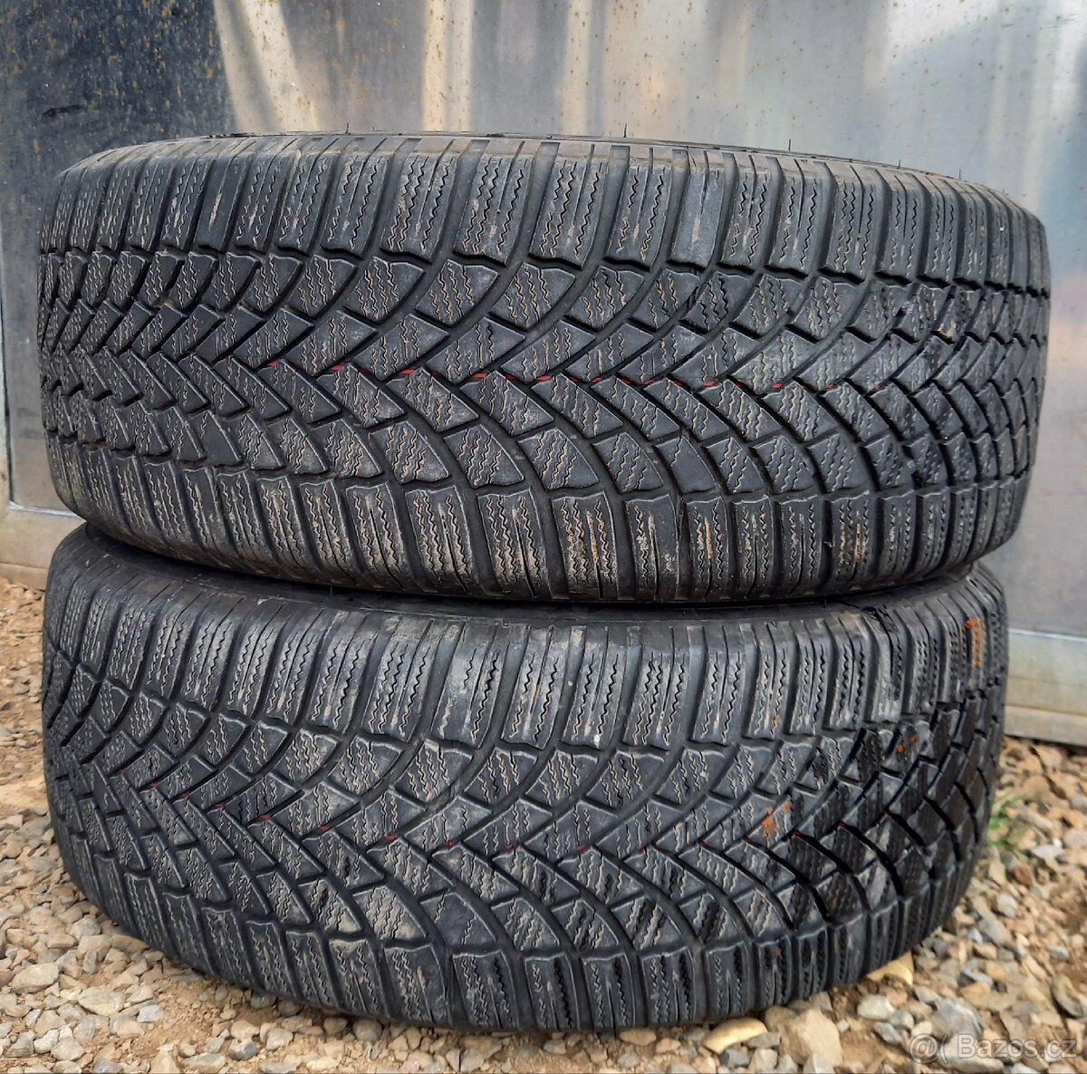 Pneumatiky Bridgestone 215/55/17 98V