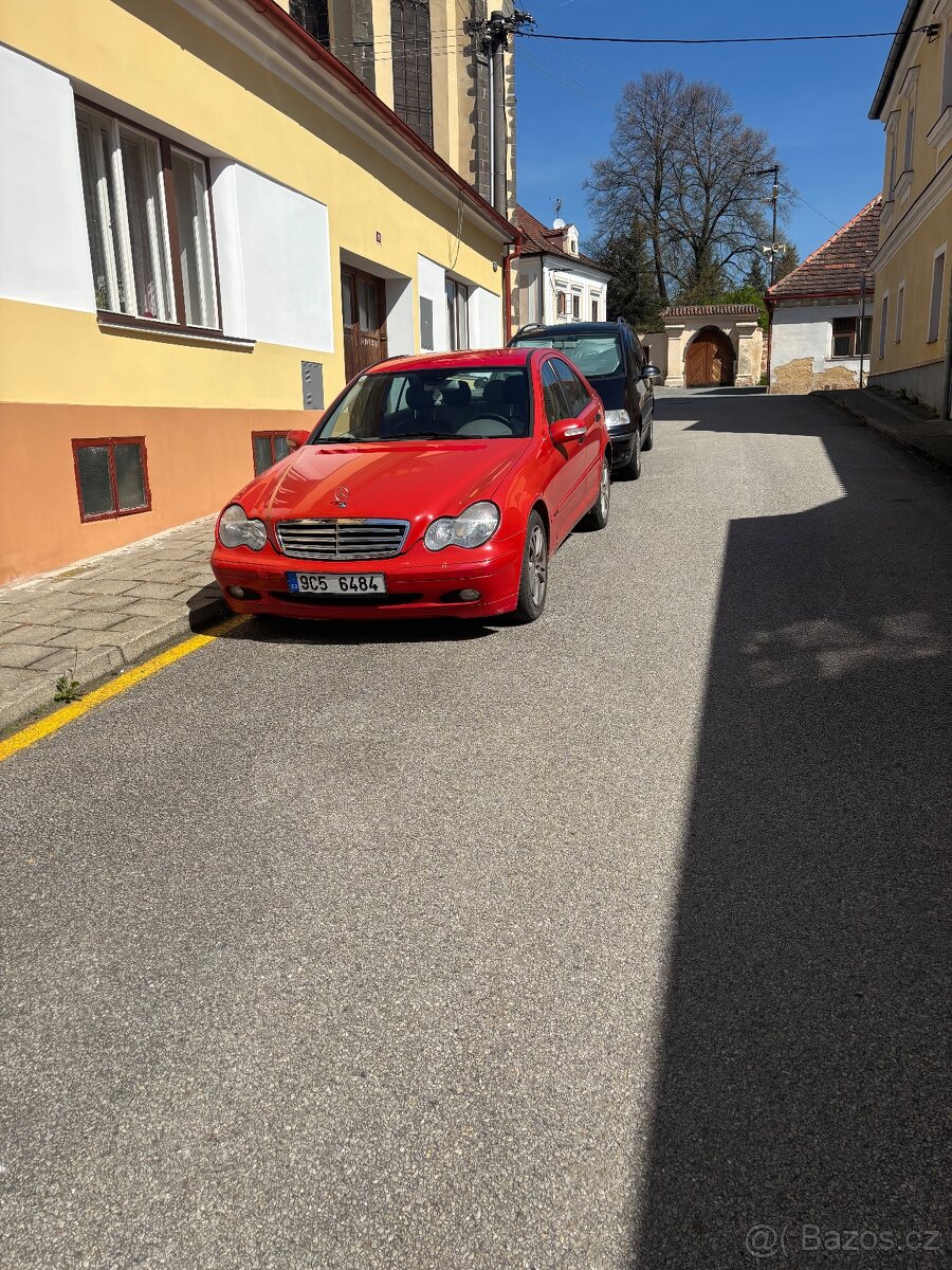 Mercedes-Benz c220cdi