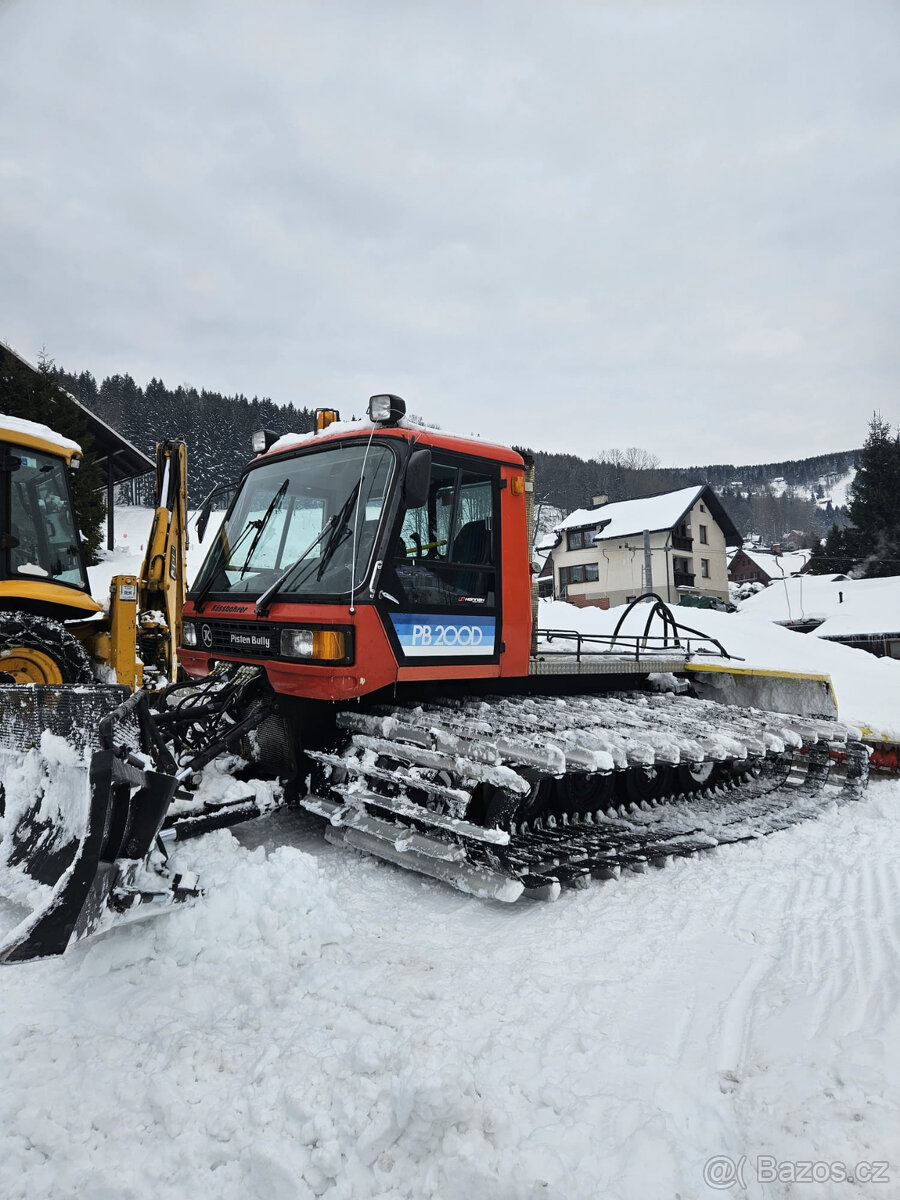 Sněžná rolba Kässbohrer PB 200
