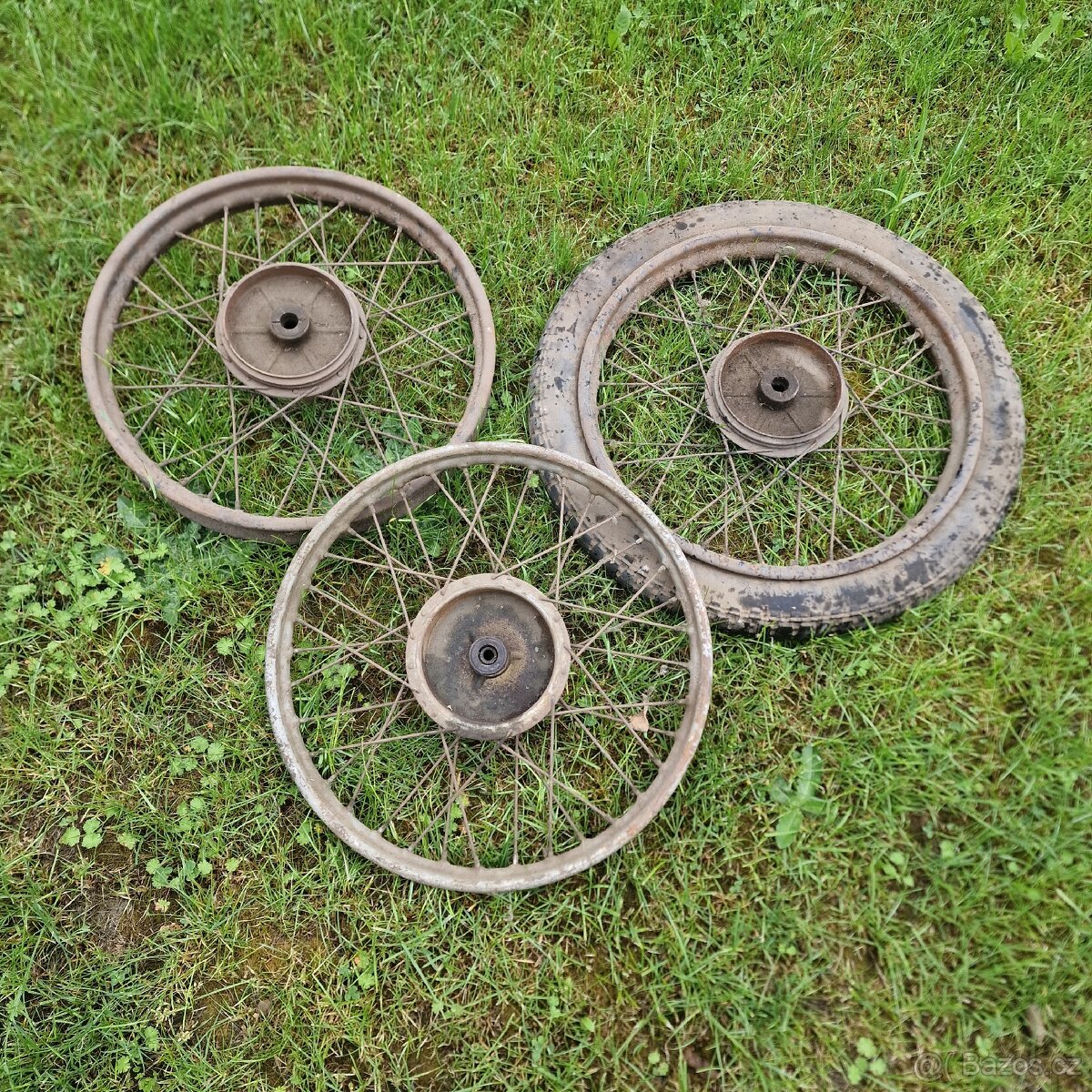 3x Kolo na motoveterán půlbuben