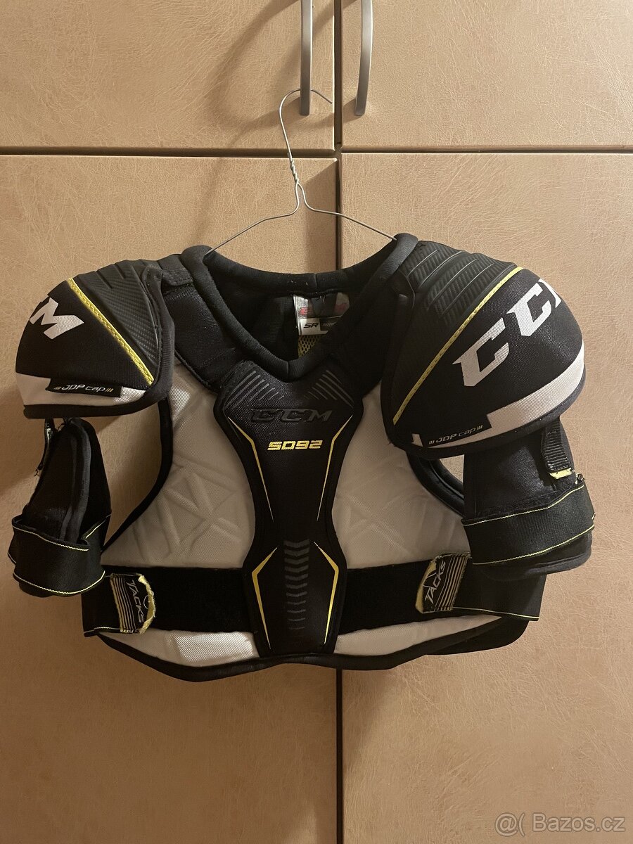 Chrániče Ramen - vesta CCM Tacks 5092