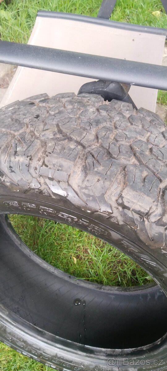 Terénní pneu 255/55/R18