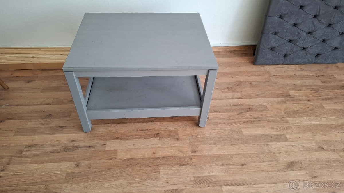 Konferenční stolek IKEA