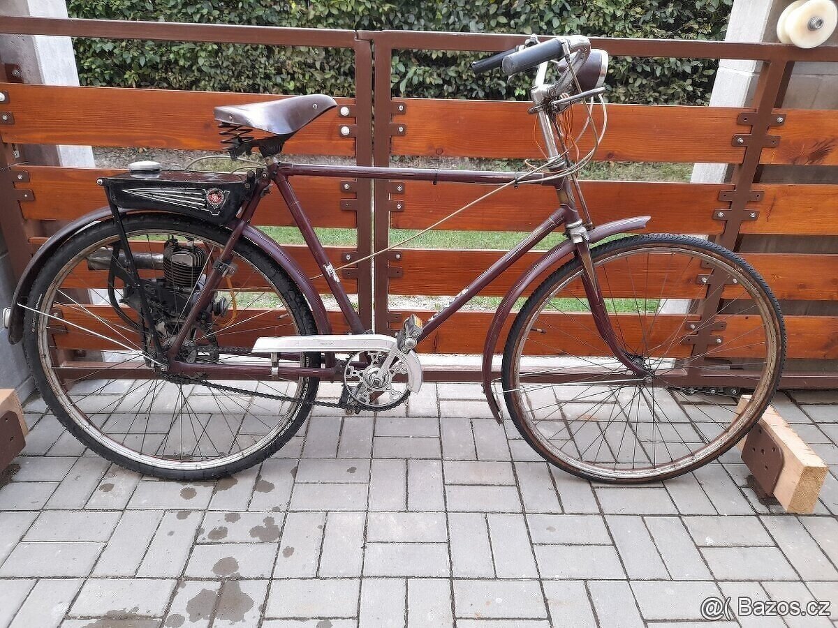 Jagdrad kolo s motorem Victoria
