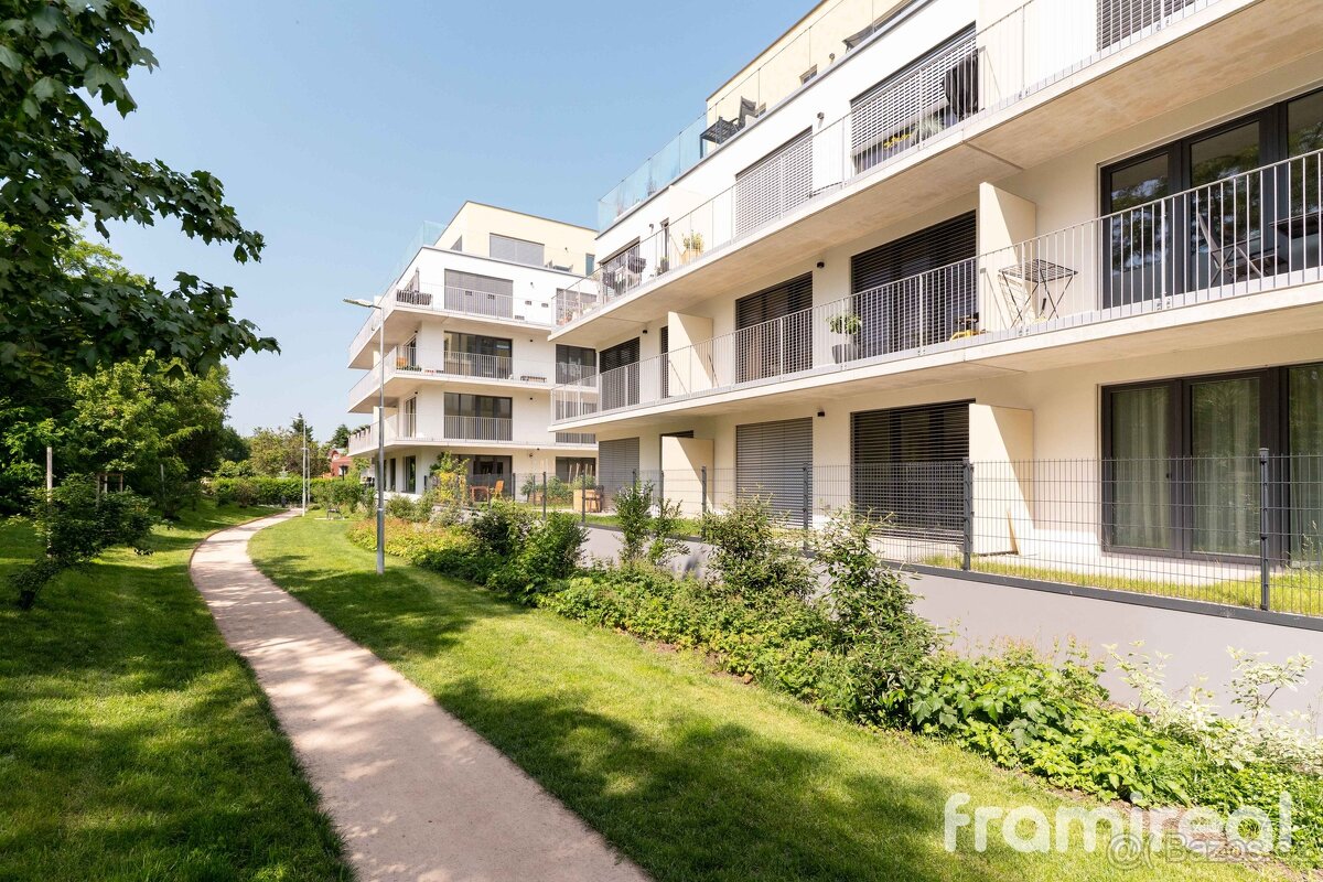 Pronájem bytu 2+kk s terasou a parkovacím stáním, 53 m2 - Pr