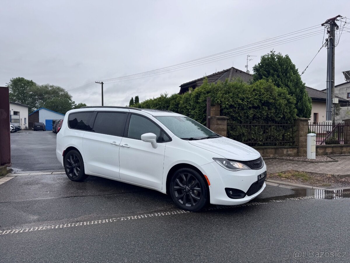 Chrysler Pacifica 3,6 S Sunroof Navi DVD LPG Limited 2019