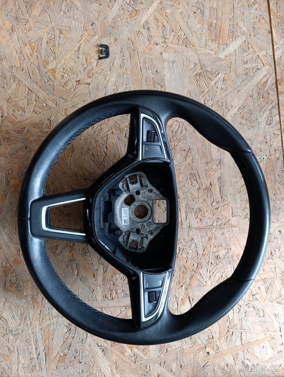 Škoda Scala volant