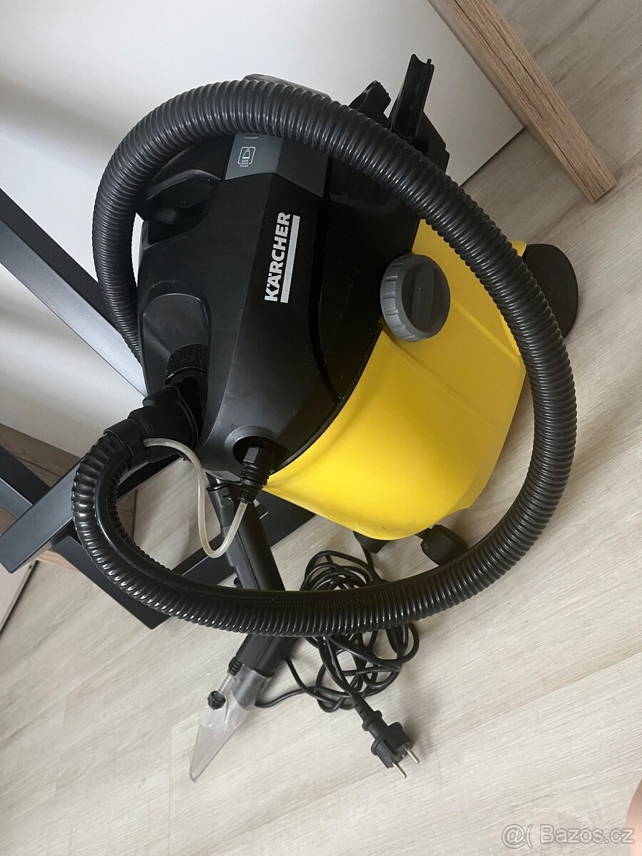 Tepovač / vysavač Karcher SE 5 car