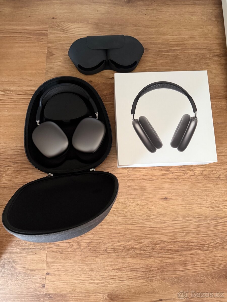 AirPods Max Space Grey