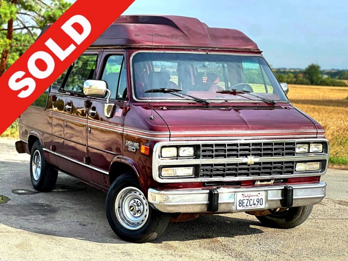 1994 Chevrolet G20 5.7 V8 | Stealth Sport