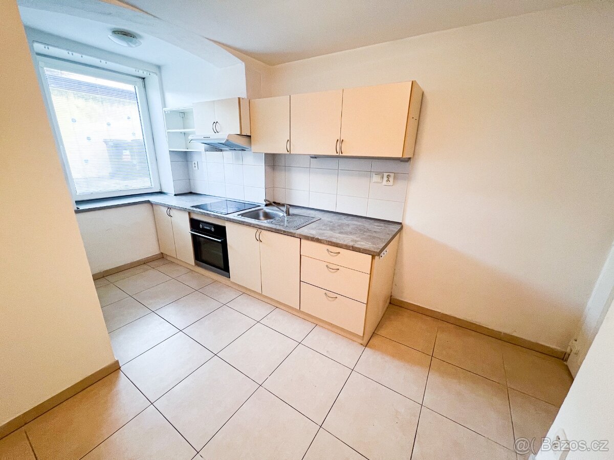 Pronájem bytu 1+1 36 m2, Alšova ul. Znojmo
