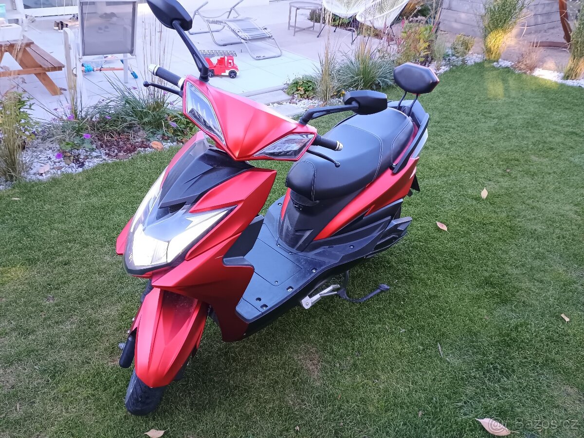 Elektroskútr Lima JF-S 1800W